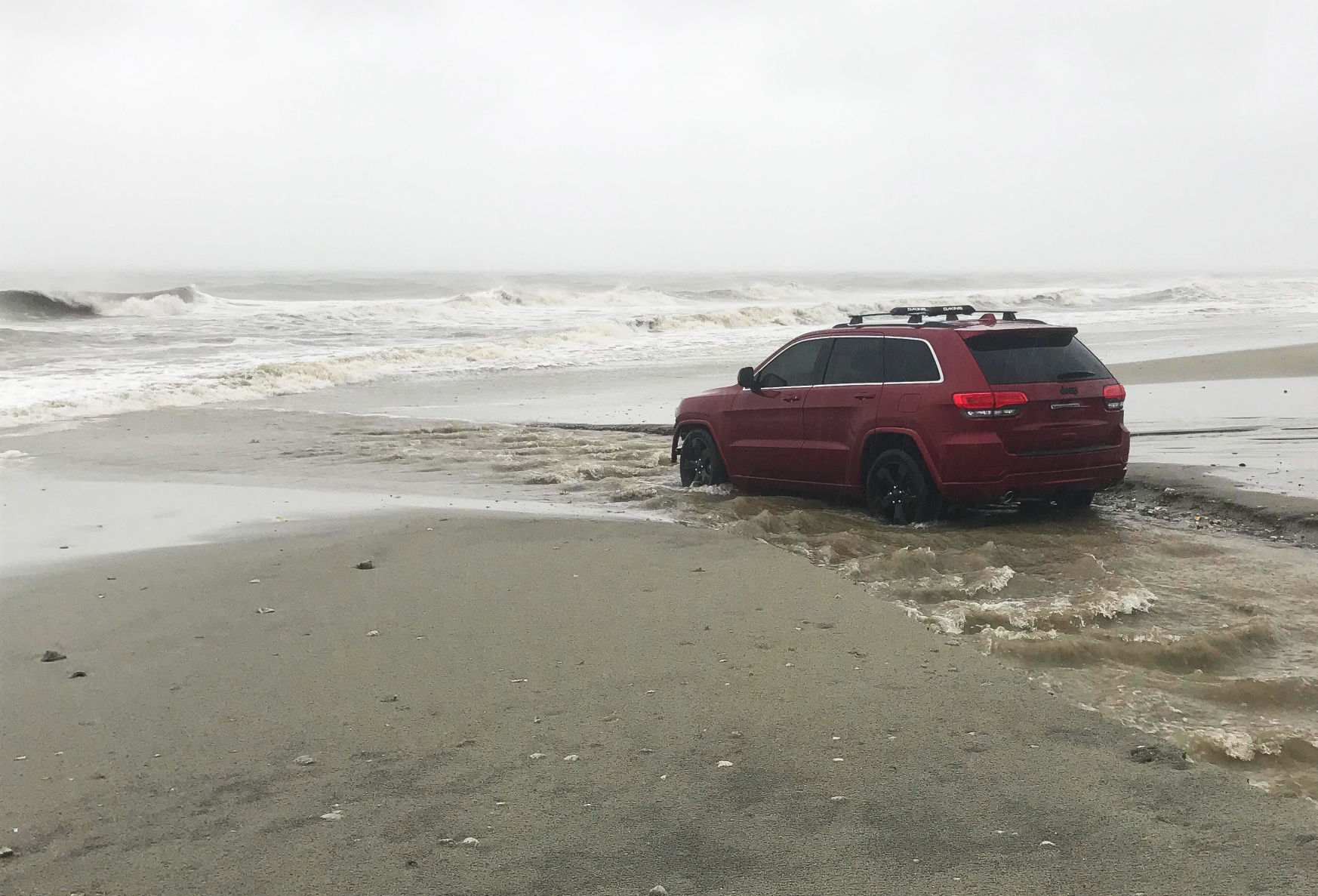 Hurricane Dorian wallops Myrtle Beach area, but a red Jeep